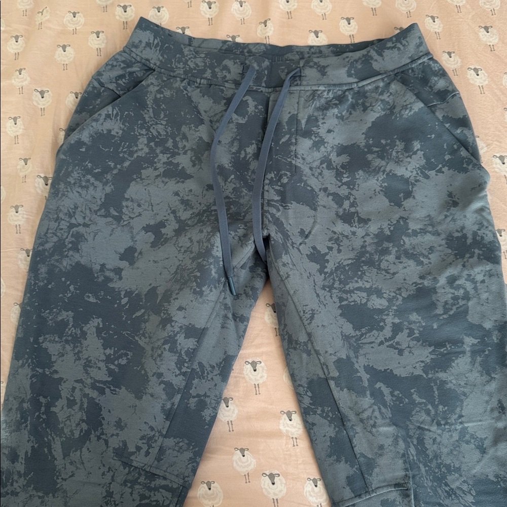 Lululemon City Sweat Jogger Mens large Sweatpants Spectral Chambray River Blue